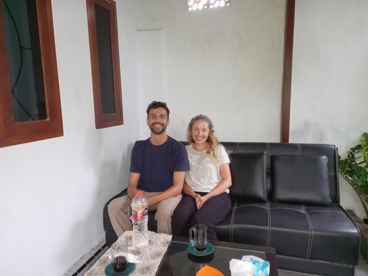 Juda Homestay บันยูวังงี ภายนอก รูปภาพ