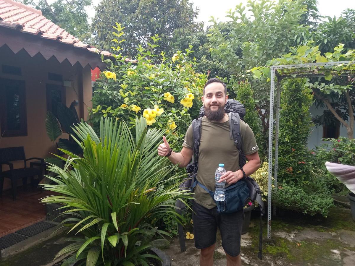 Juda Homestay บันยูวังงี ภายนอก รูปภาพ